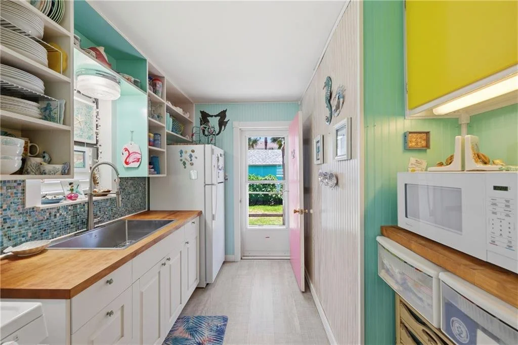308 W Ave A 6.jpg