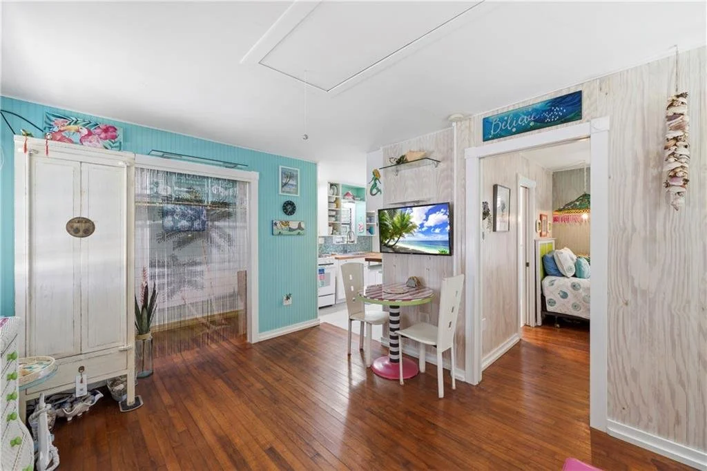 308 W Ave A 8.jpg