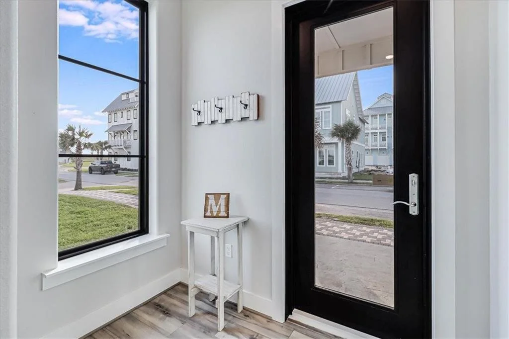 507 Sunrise Ave 4.jpg