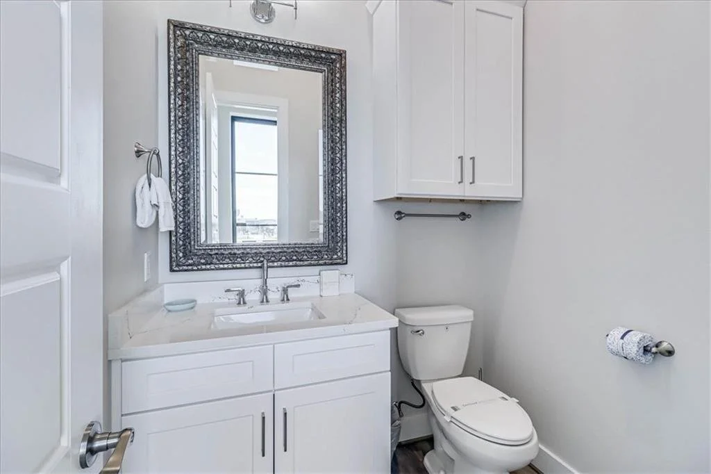 507 Sunrise Ave 19.jpg