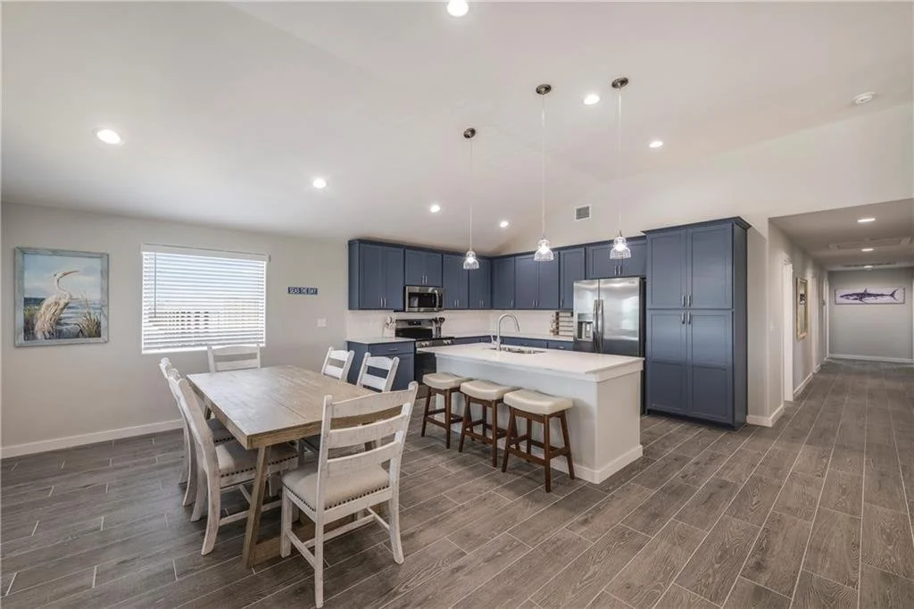 185 Paradise Pointe 10.jpg