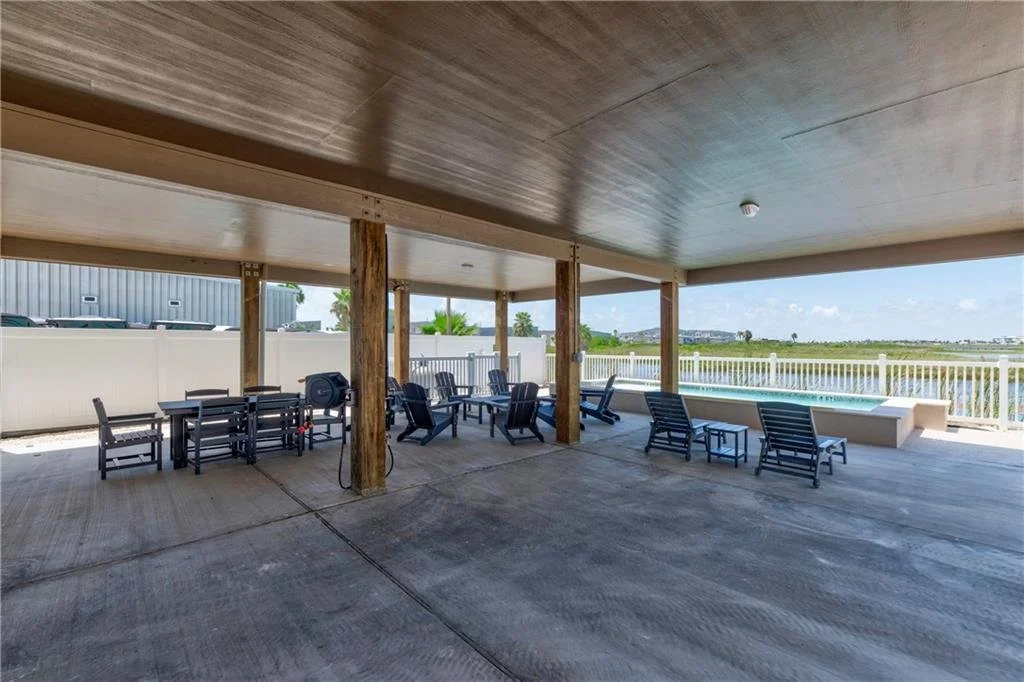 185 Paradise Pointe 34.jpg
