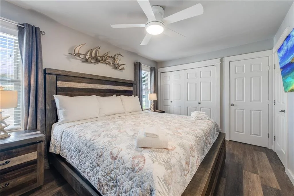 128 Courtyard Condos 16.jpg