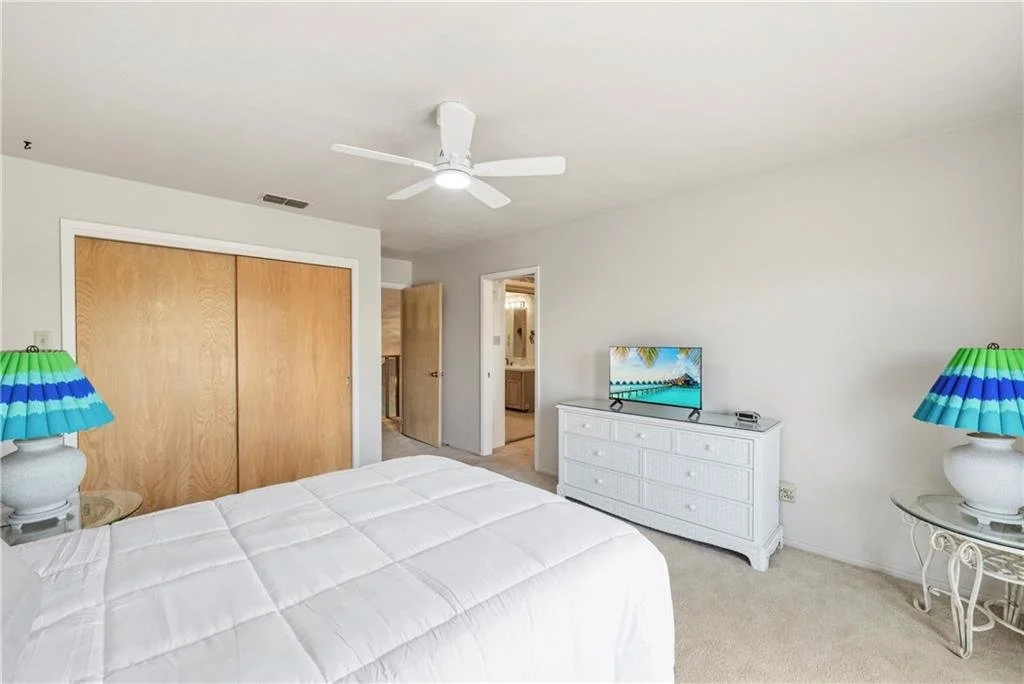 305 Marina 25.jpg