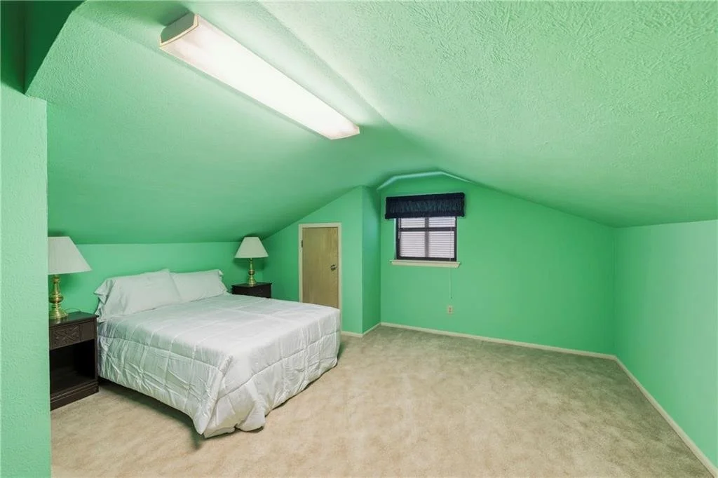 305 Marina 32.jpg