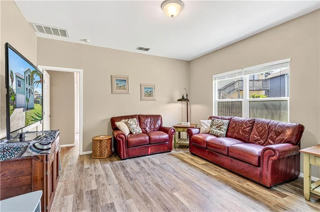 909 Whispering Sands 18.jpg