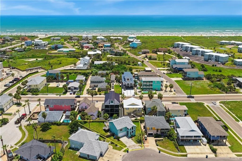 909 Whispering Sands 33.jpg