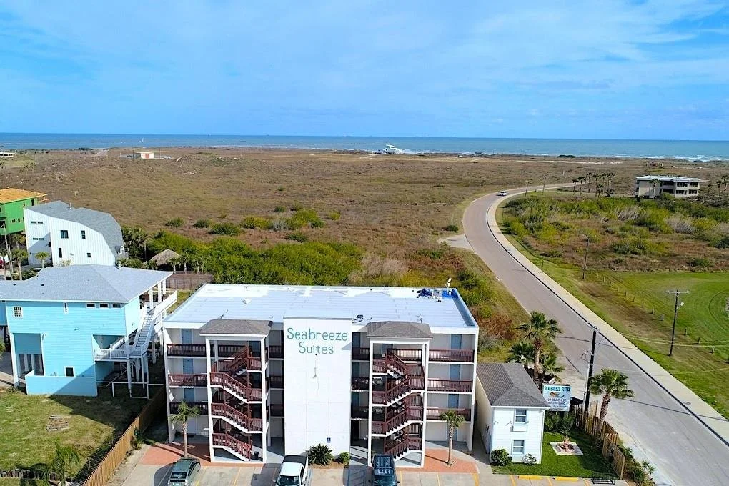 Sea Breeze Suites Condos, Unit 115, 407 Beach Ave