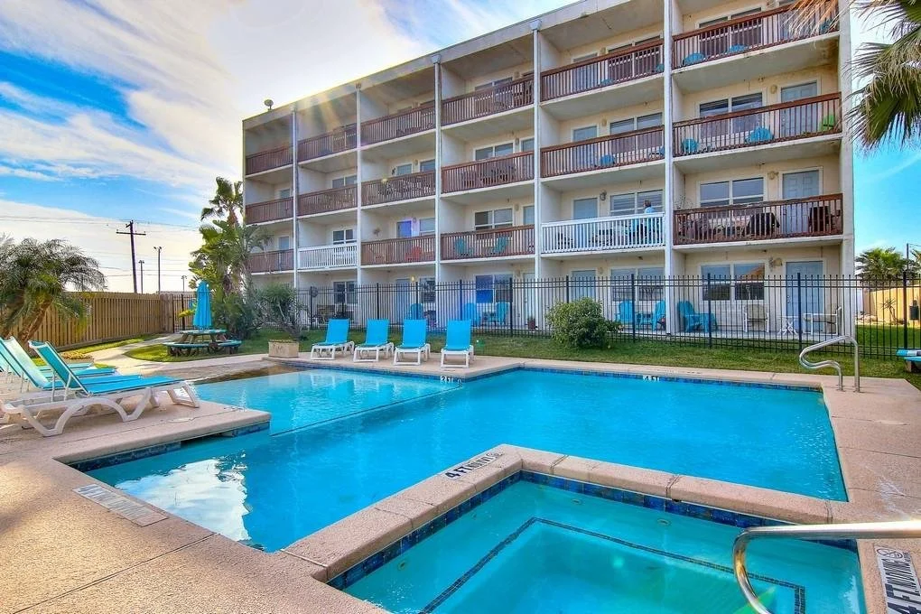 115 Sea Breeze Suites 2.jpg