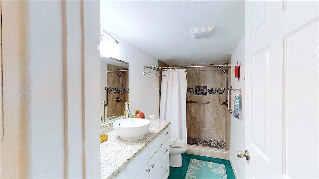 115 Sea Breeze Suites 15.jpg