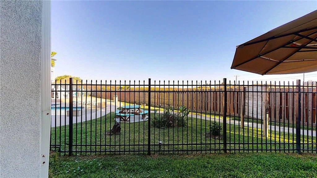 115 Sea Breeze Suites 20.jpg
