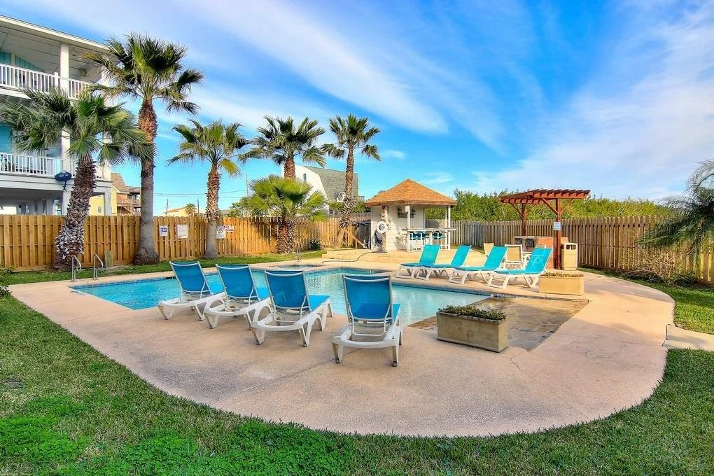115 Sea Breeze Suites 22.jpg