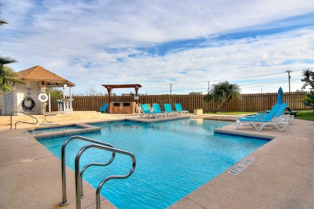 115 Sea Breeze Suites 23.jpg