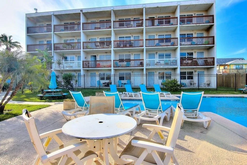 115 Sea Breeze Suites 25.jpg
