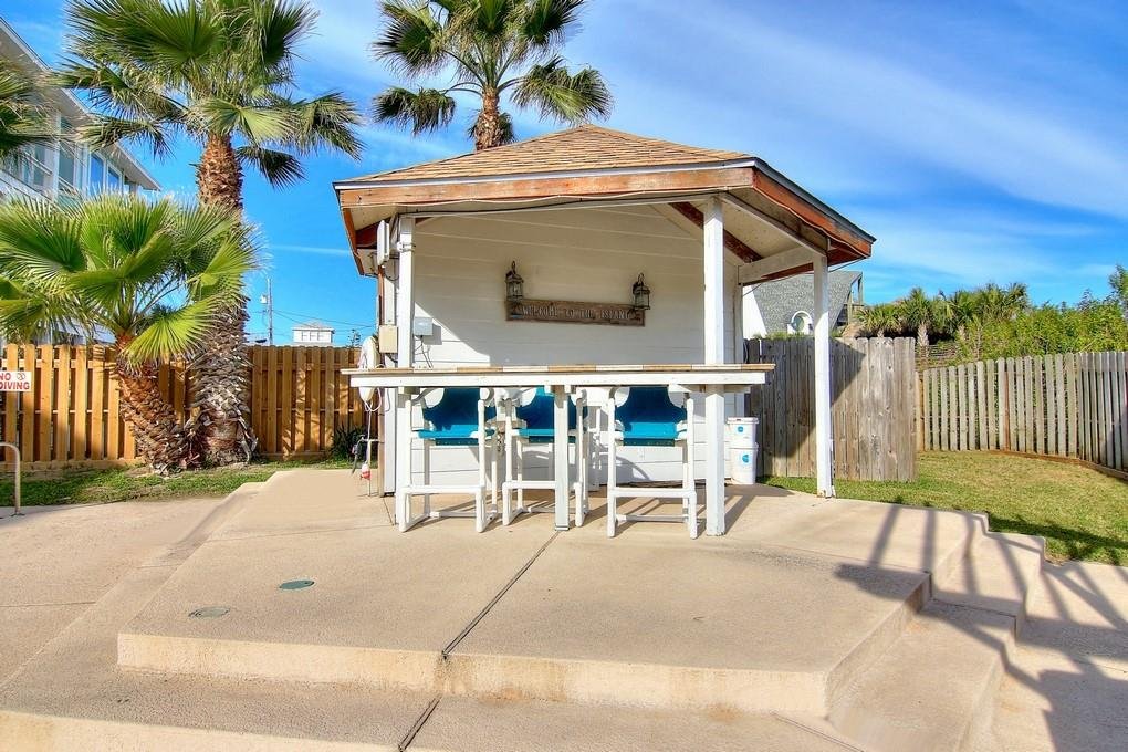 115 Sea Breeze Suites 27.jpg