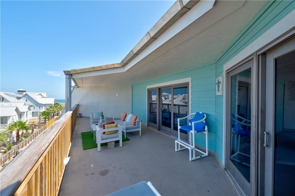 305, La Mirage 17.jpg