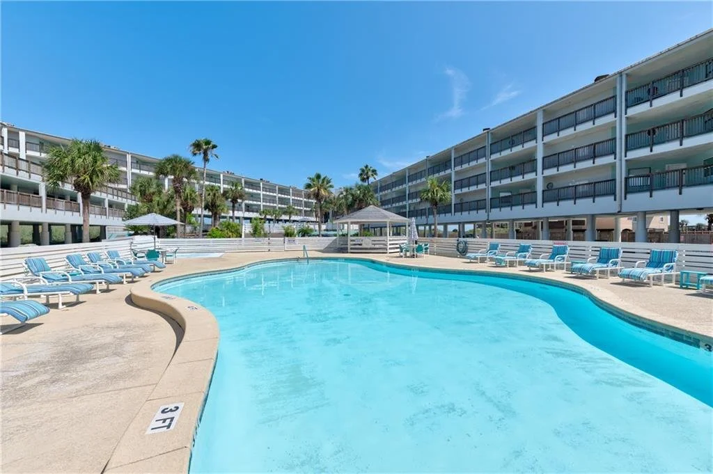 305, La Mirage 32.jpg
