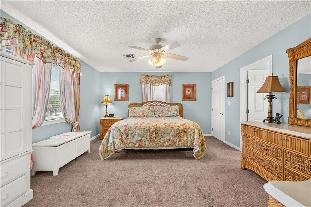 702 Parkplace 19.jpg