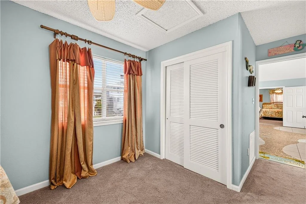 702 Parkplace 27.jpg