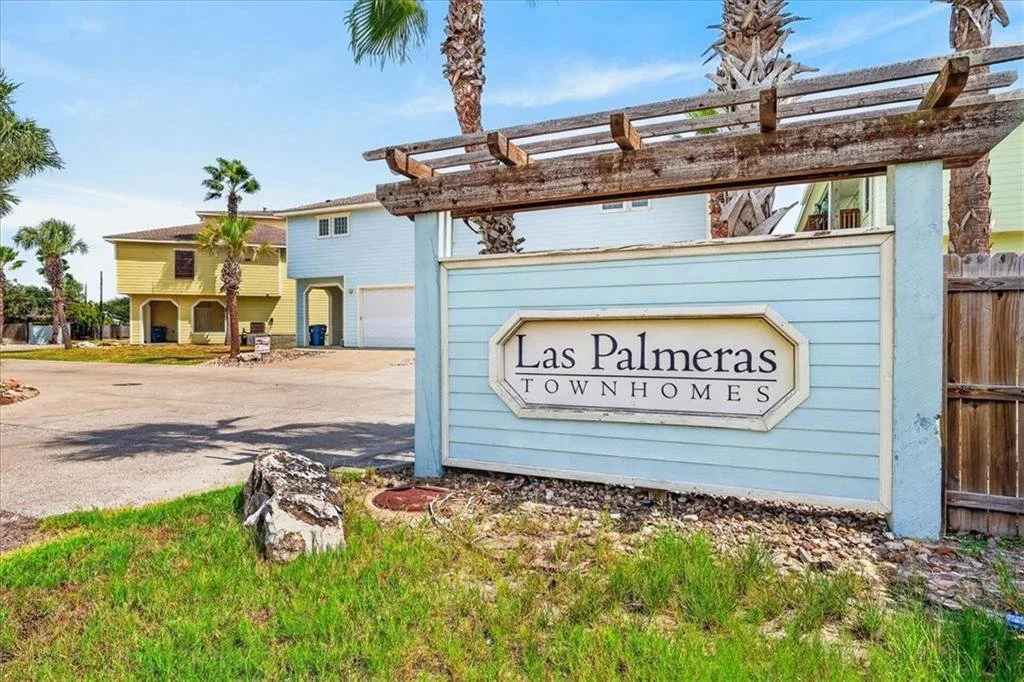 Unit 6, Las Palmeras 1.jpg