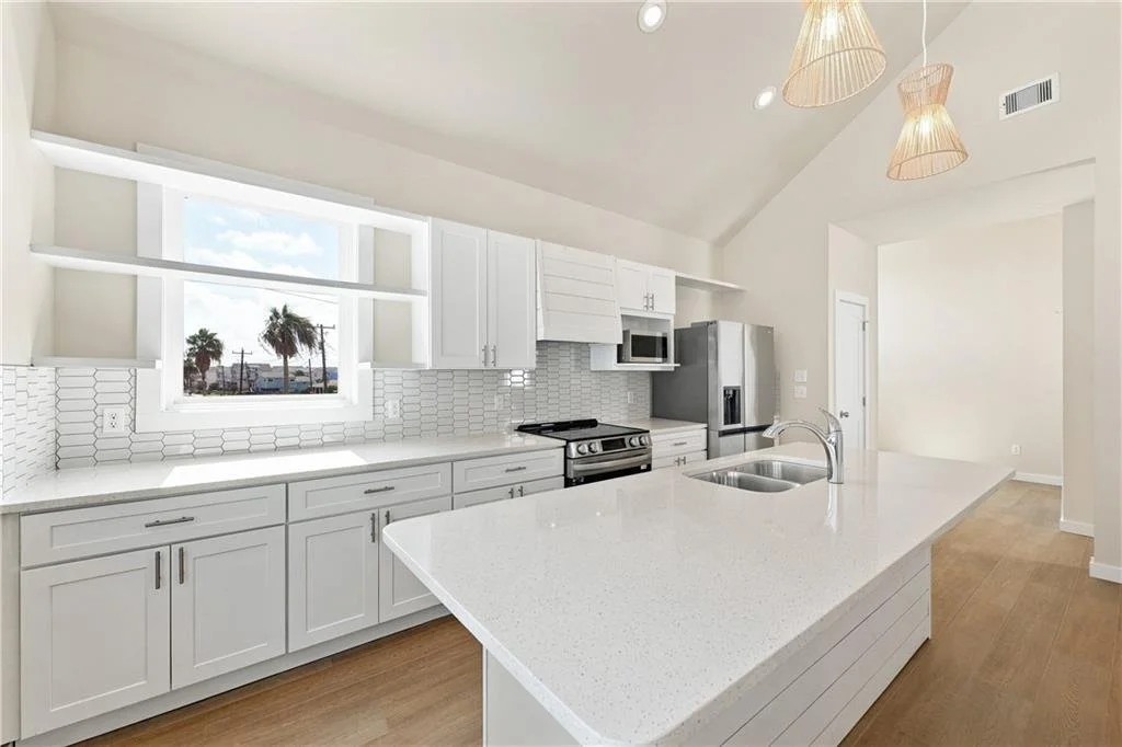 Unit 4, Palms at Old Town 19.jpg