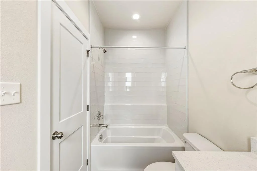 Unit 2, Palms at Old Town 43.jpg