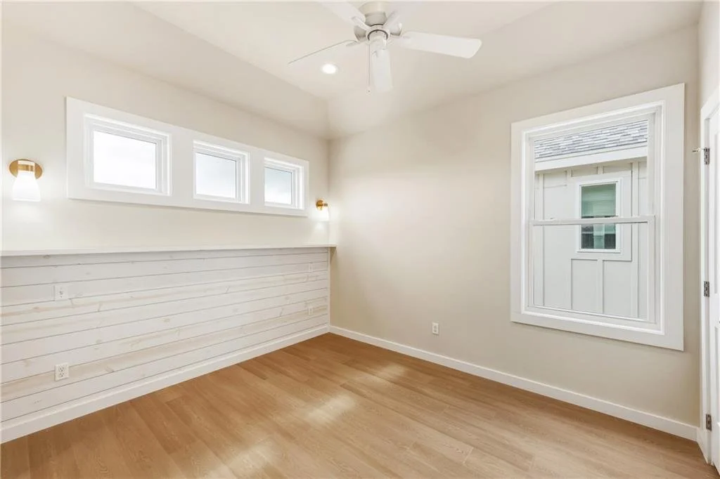 Unit 2, Palms at Old Town 38.jpg