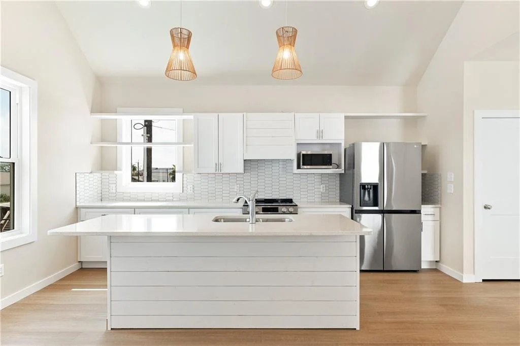 Unit 4, Palms at Old Town 17.jpg