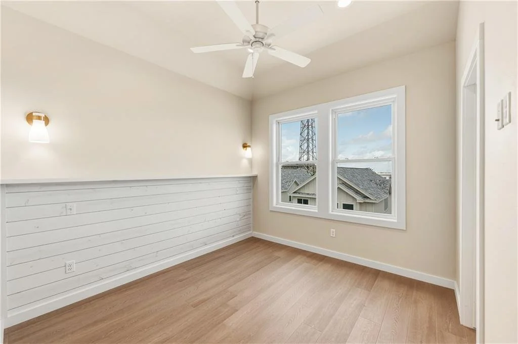 Unit 2, Palms at Old Town 35.jpg