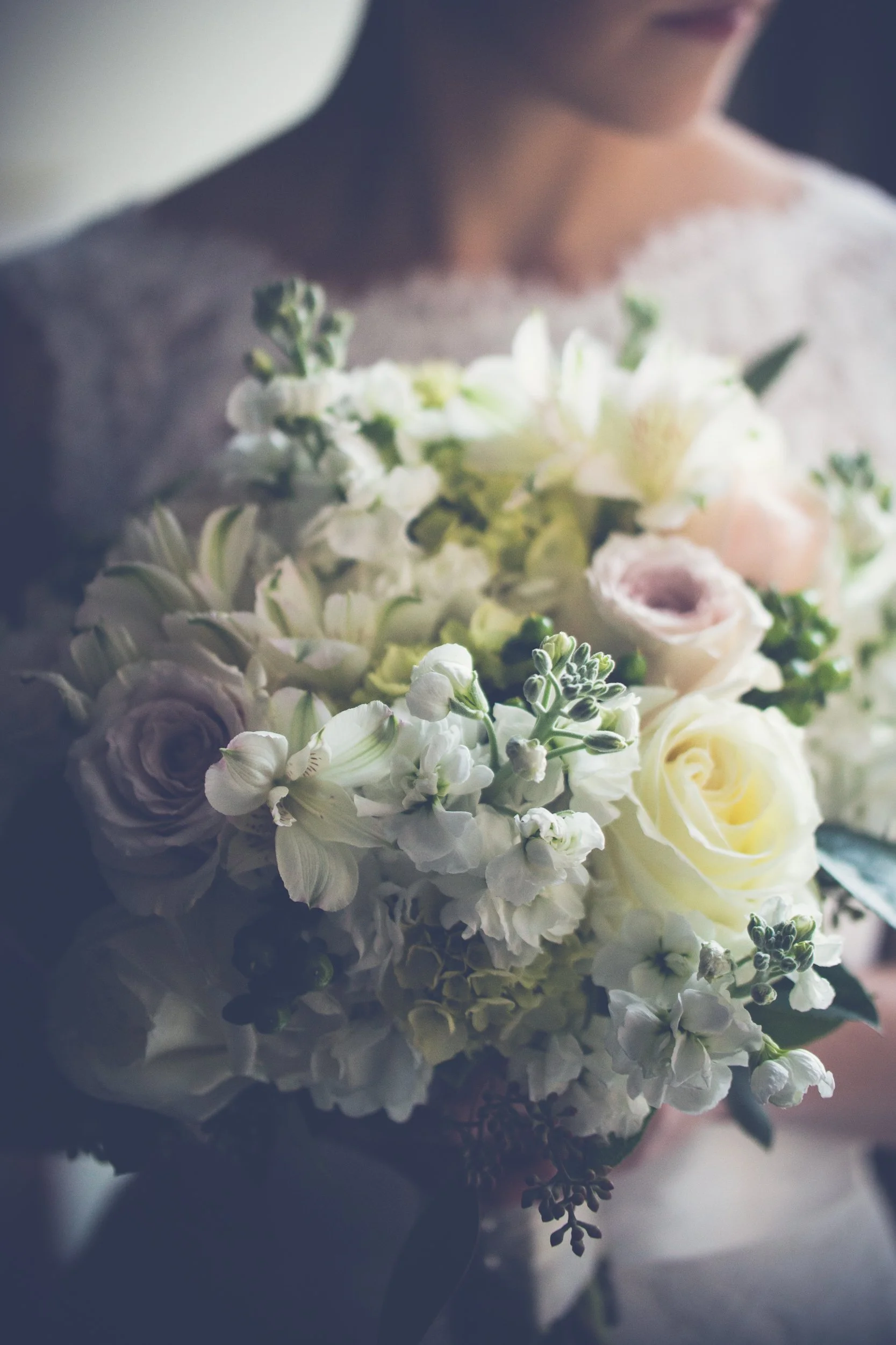 wedding photography, chicago wedding photographers, bridal portrait, newberry library weddings