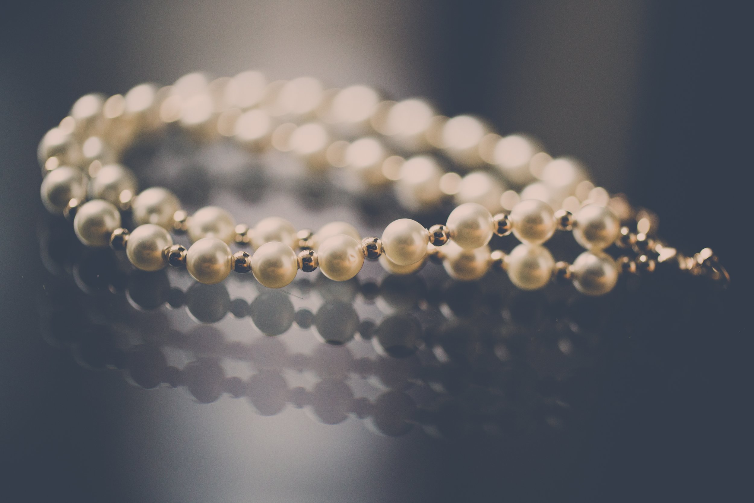 wedding photography, chicago wedding photographers, bridal portrait, newberry library weddings