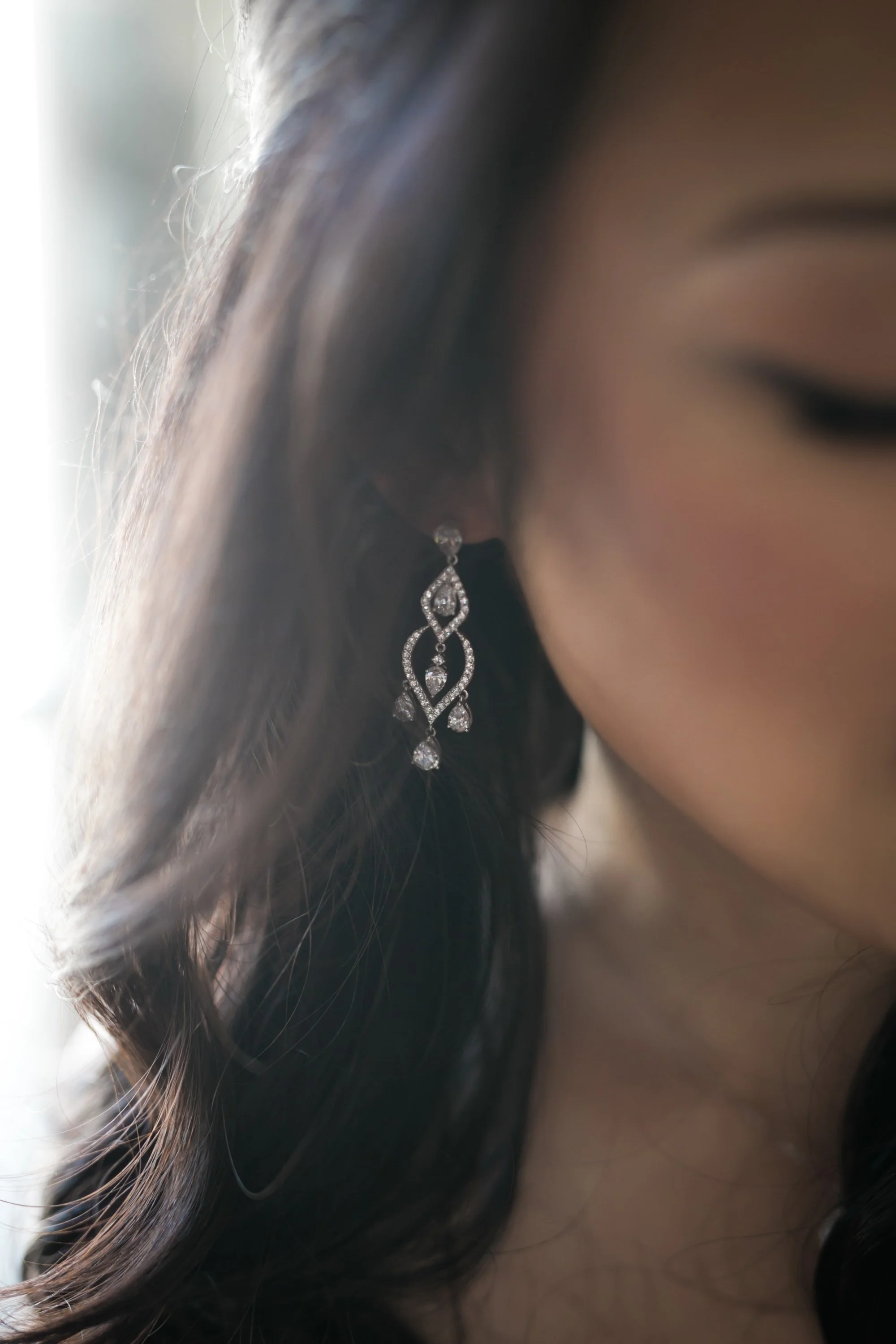 bride's earrings Armour House wedding photography sell wedding packages