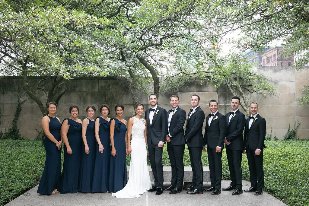 Full Bridal party wedding photography inspiration in The Gardens of downtown chicago