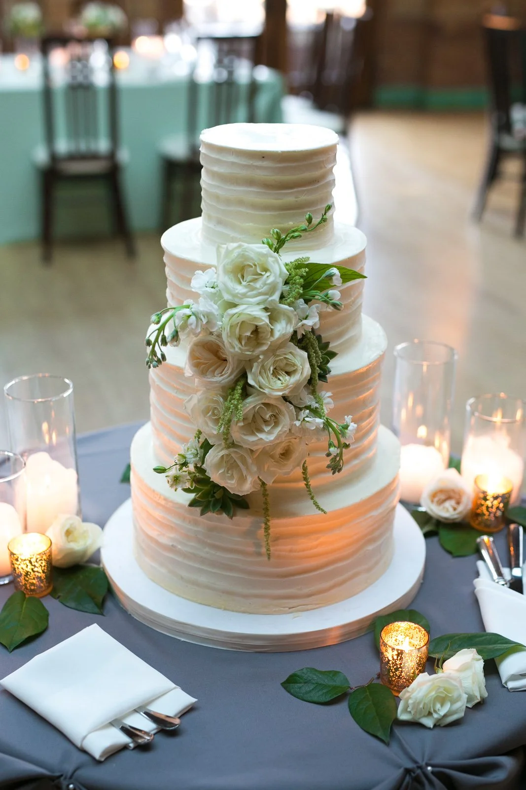 wedding reception cake Cafe Brauer Chicago wedding photography