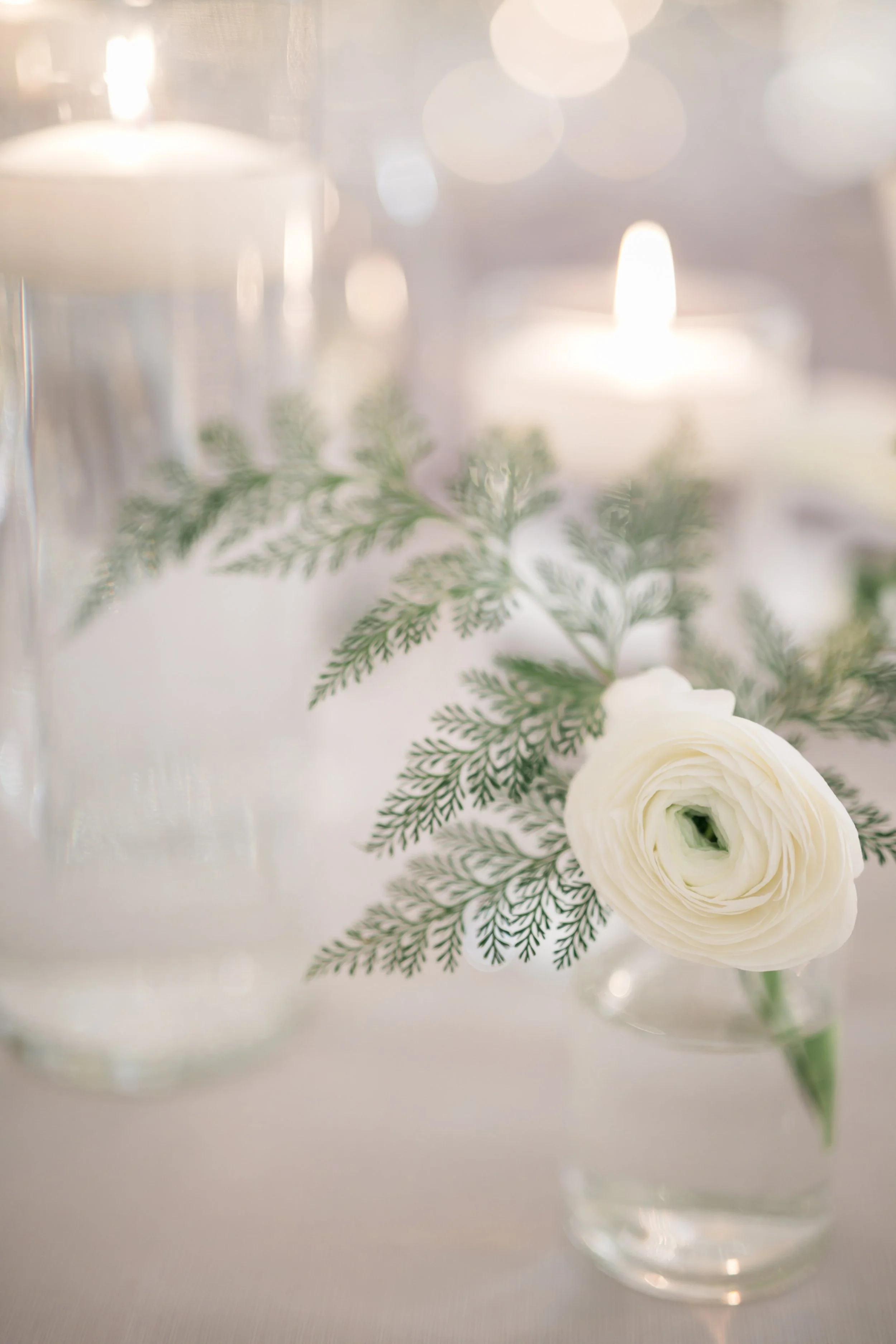 wedding reception venue six10 tables and centerpieces Chicago wedding photography near me 