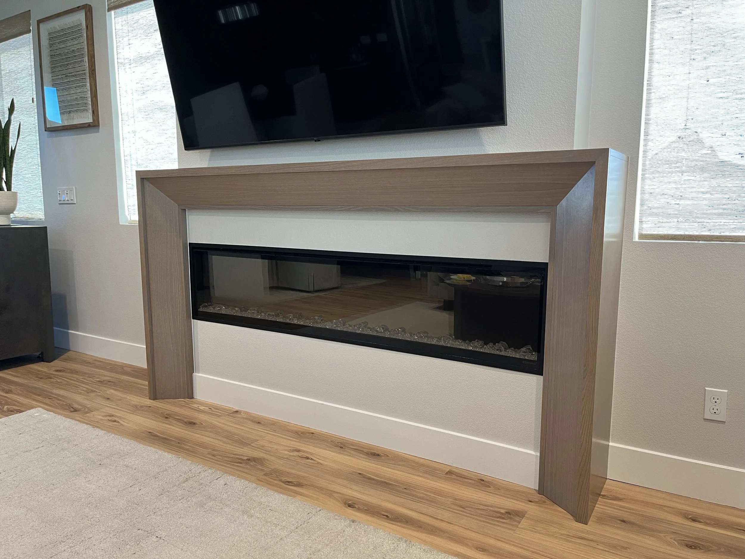 modern_fireplace1.jpg