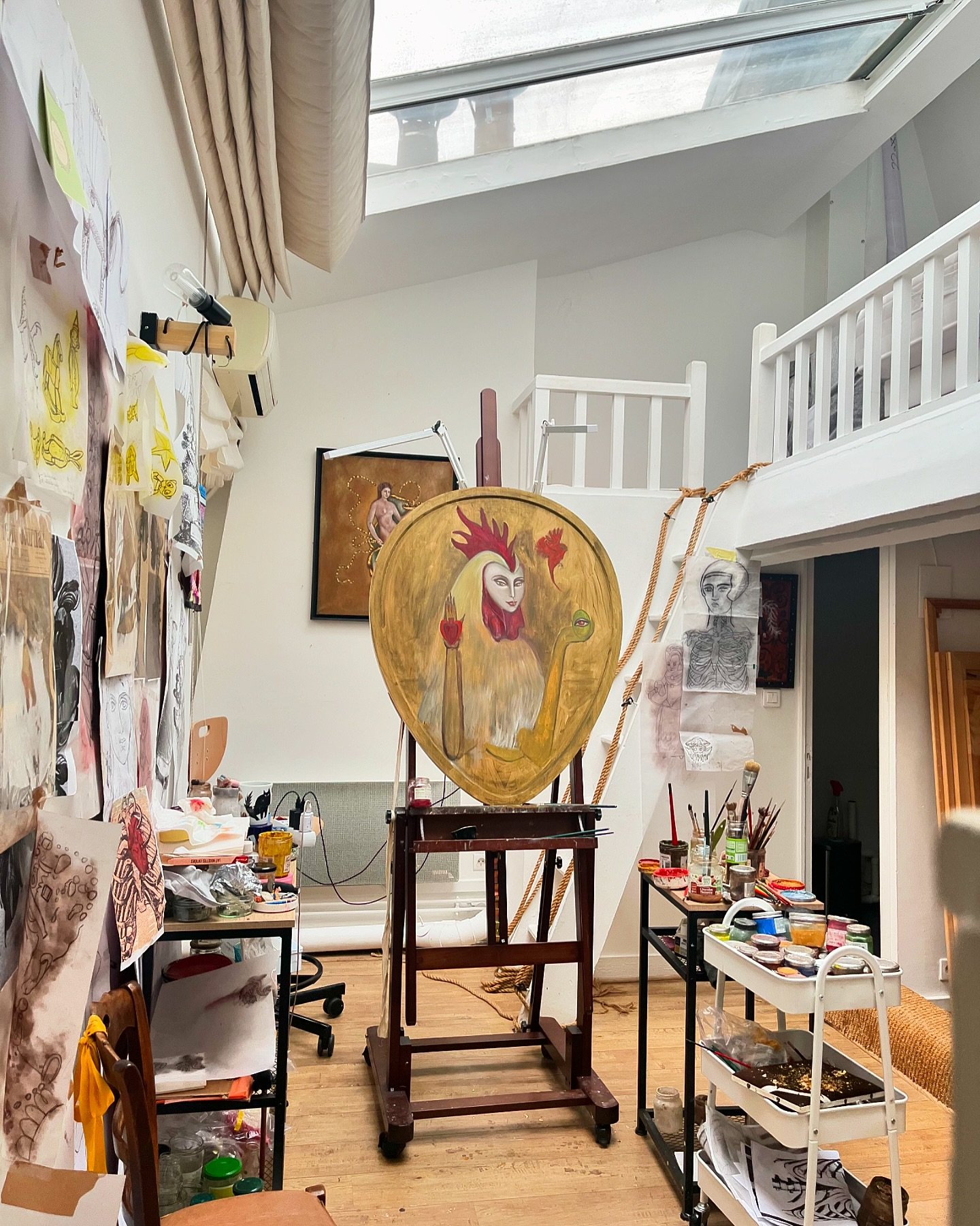 L&rsquo;atelier Carvallo a Paris ! Only for inspiration and great work. The light is the main important point on this place because of winter ! So many ideas and so many paintings to come ! #atelier #art #arthistory #paris #work #inspirations #oscarc