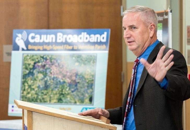 Cajun Broadband Featured in The Acadiana Advocate: From a Pine Tree to High-Speed Fiber