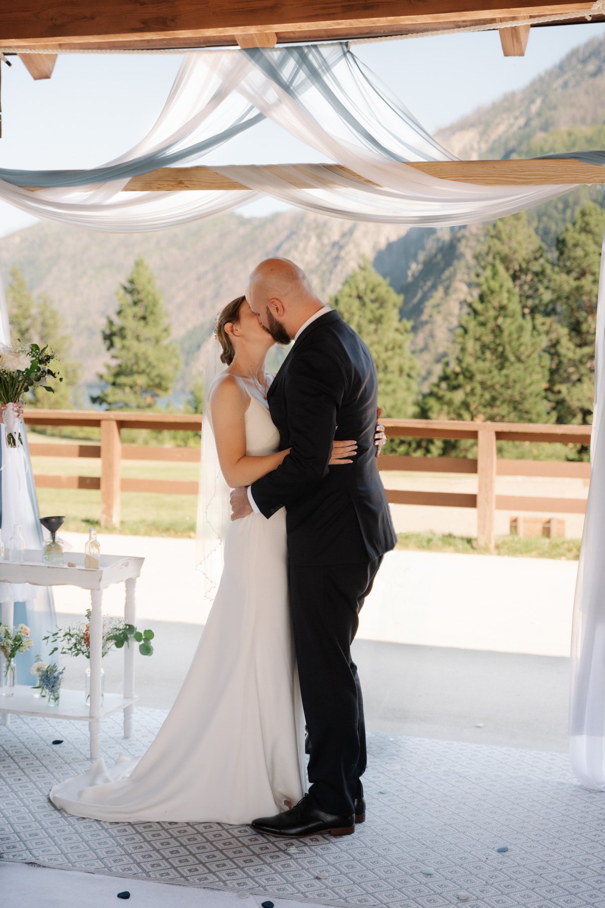 North Idaho Elopement Photographer - Tiana Olivia Photography--3.jpg