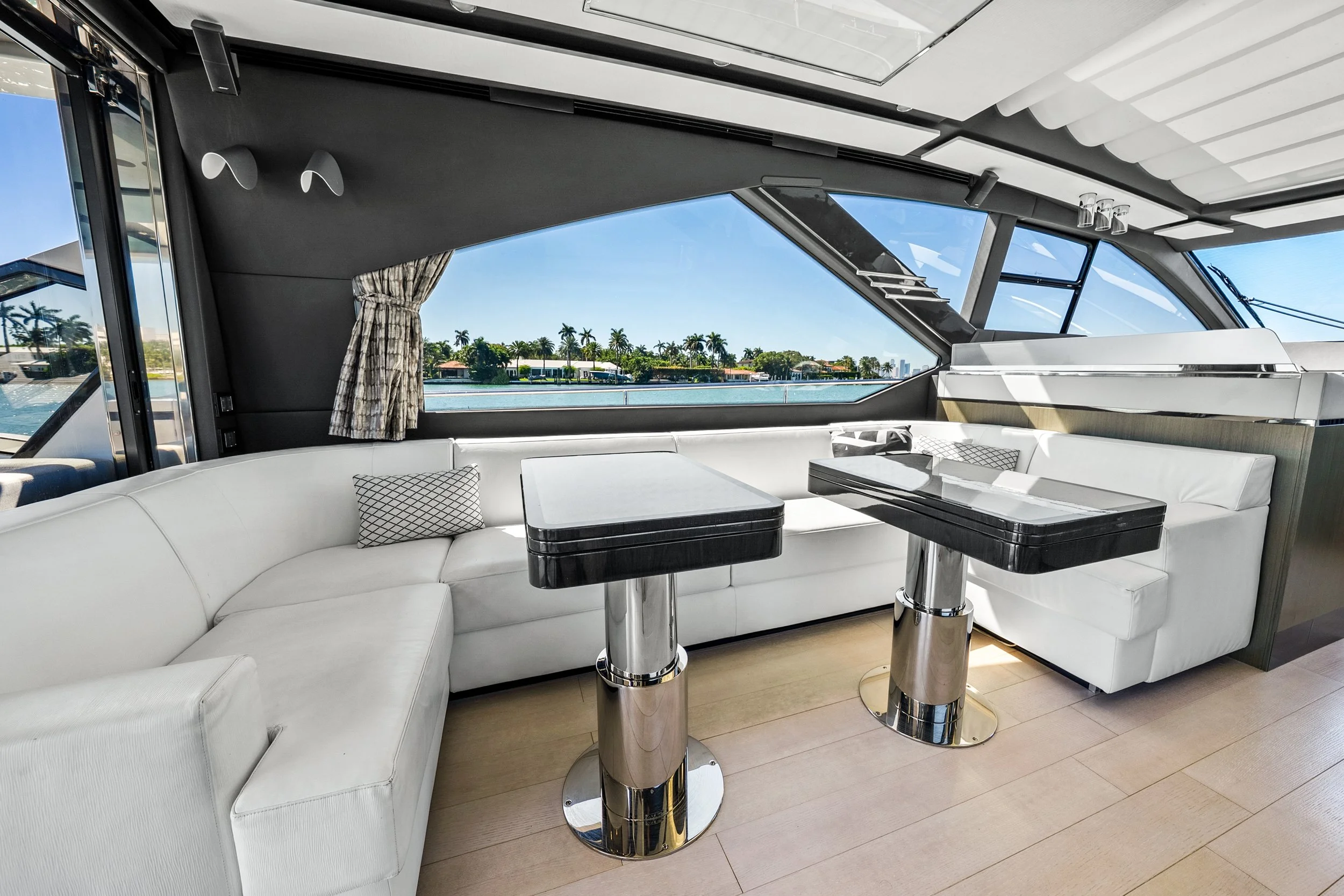 IYG, Azimut S7, Interiors, Print File-8.jpg