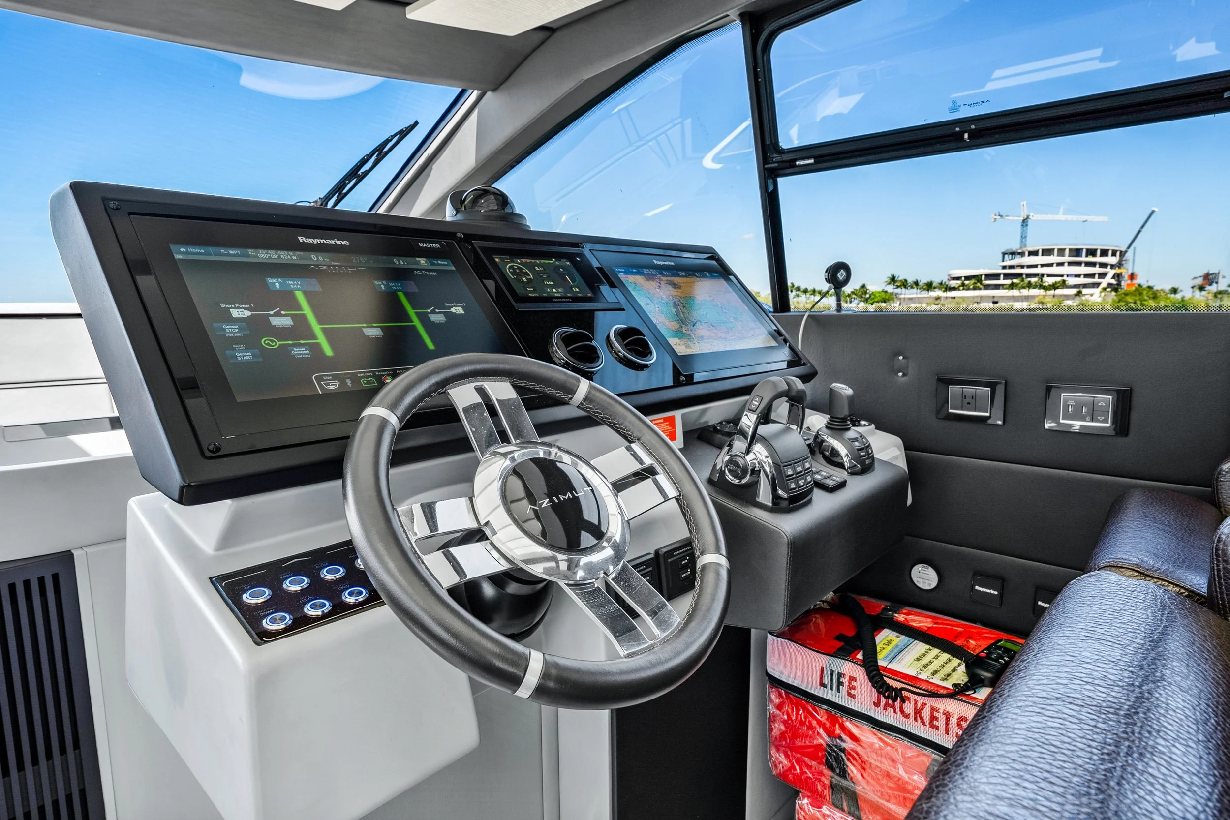 IYG, Azimut S7, Interiors, Print File-21.jpg