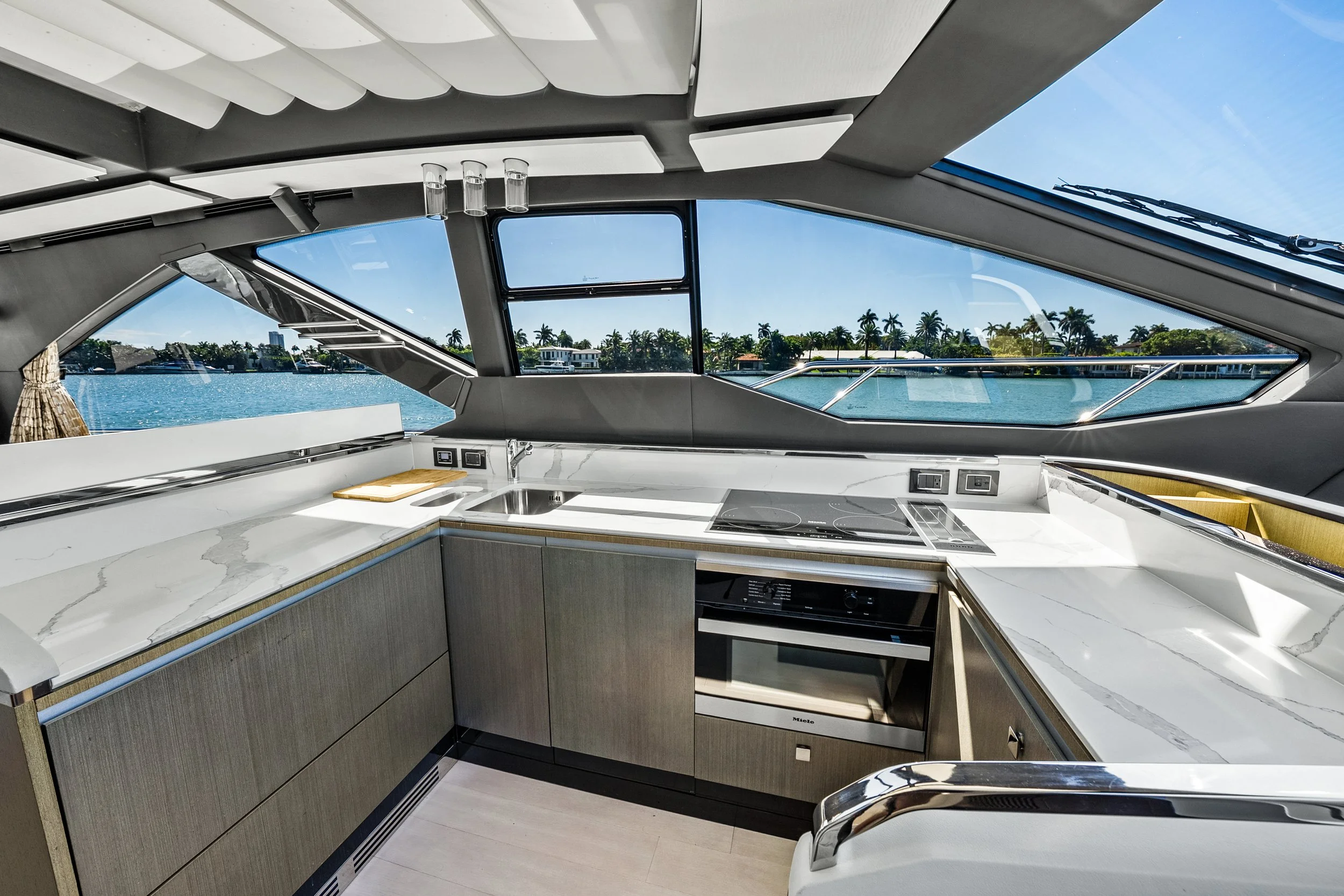 IYG, Azimut S7, Interiors, Print File-16.jpg