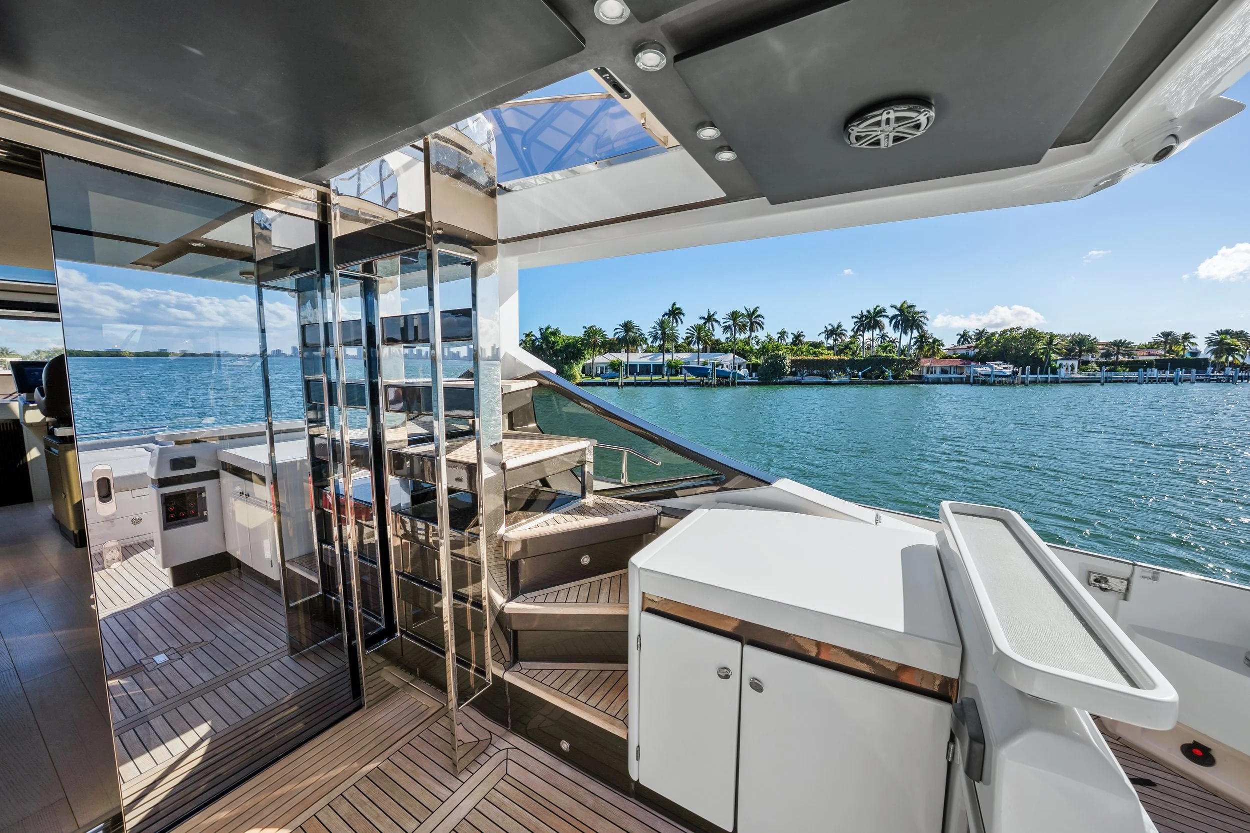 IYG, Azimut S7, Interiors, Print File-47.jpg