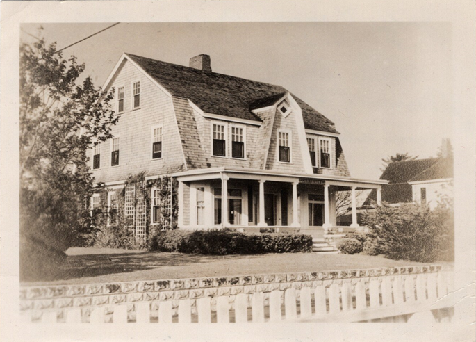 Historic photograph of 443 Main Street