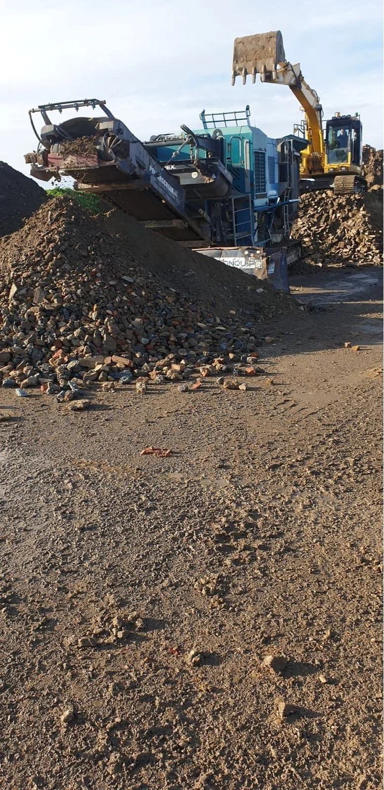 Crusher Hire. Aggregates. Crushed Concrete.