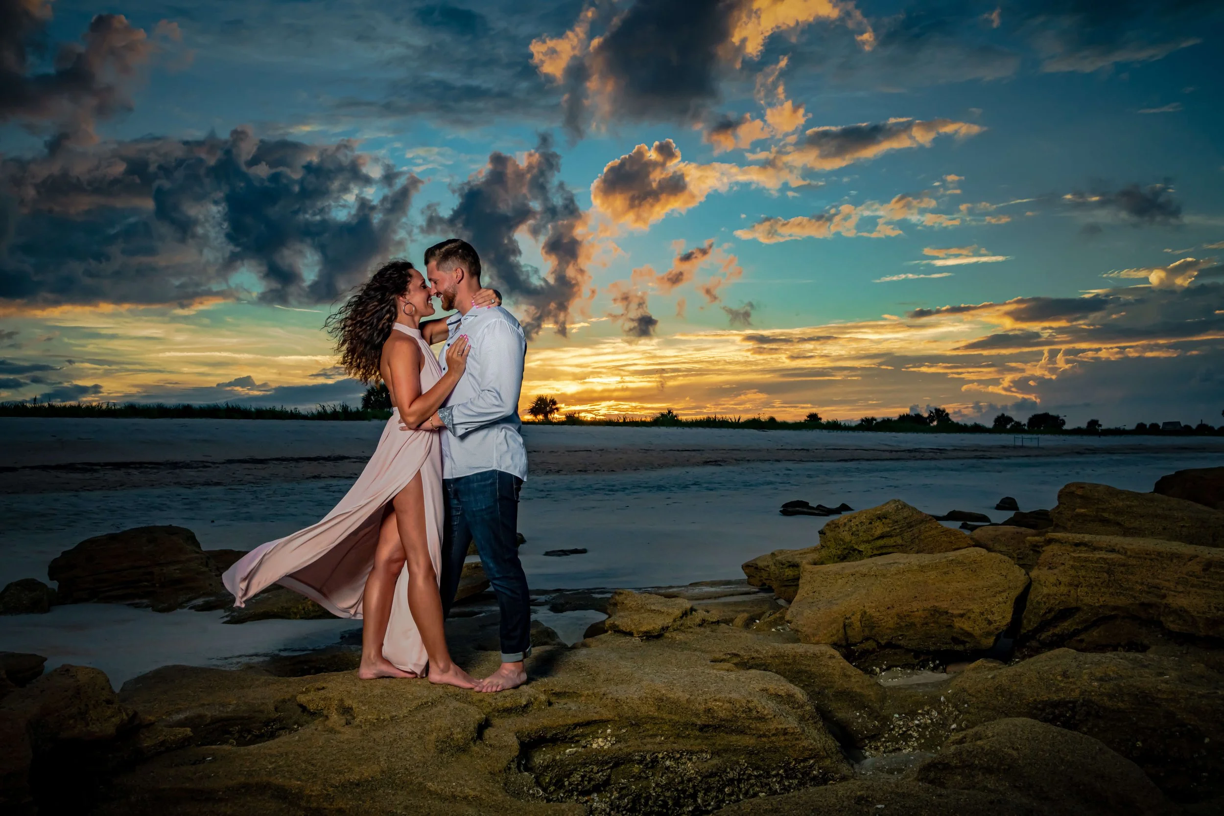       
  
    10 Creative Engagement Photo Ideas &amp; Outfit Tips for Couples  HEYYYY, gorgeous souls! <3 Are you newly engaged, floating on cloud nine, and wondering how on earth to translate that magical bubble of love into photos that  truly  