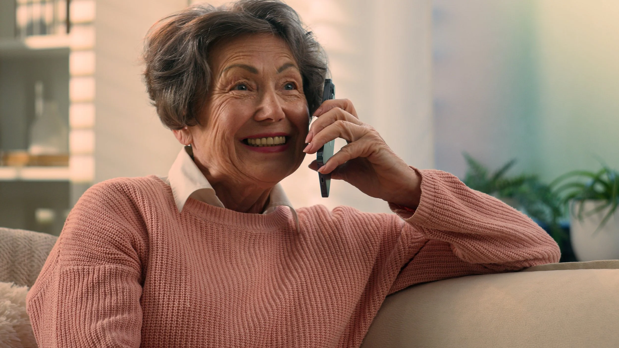 vecteezy_happy-caucasian-old-woman-carefree-middle-aged-senior-lady_53338952.jpg