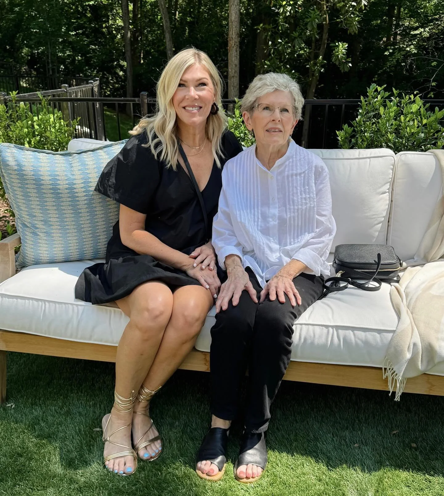 Everyday I wake up and realize how blessed I am.  Not only for my blessings of an amazing family, but how I was blessed with an incredible Mother, role model and best friend.  I only hope to be half the woman my Mom is when I grow up. 💐