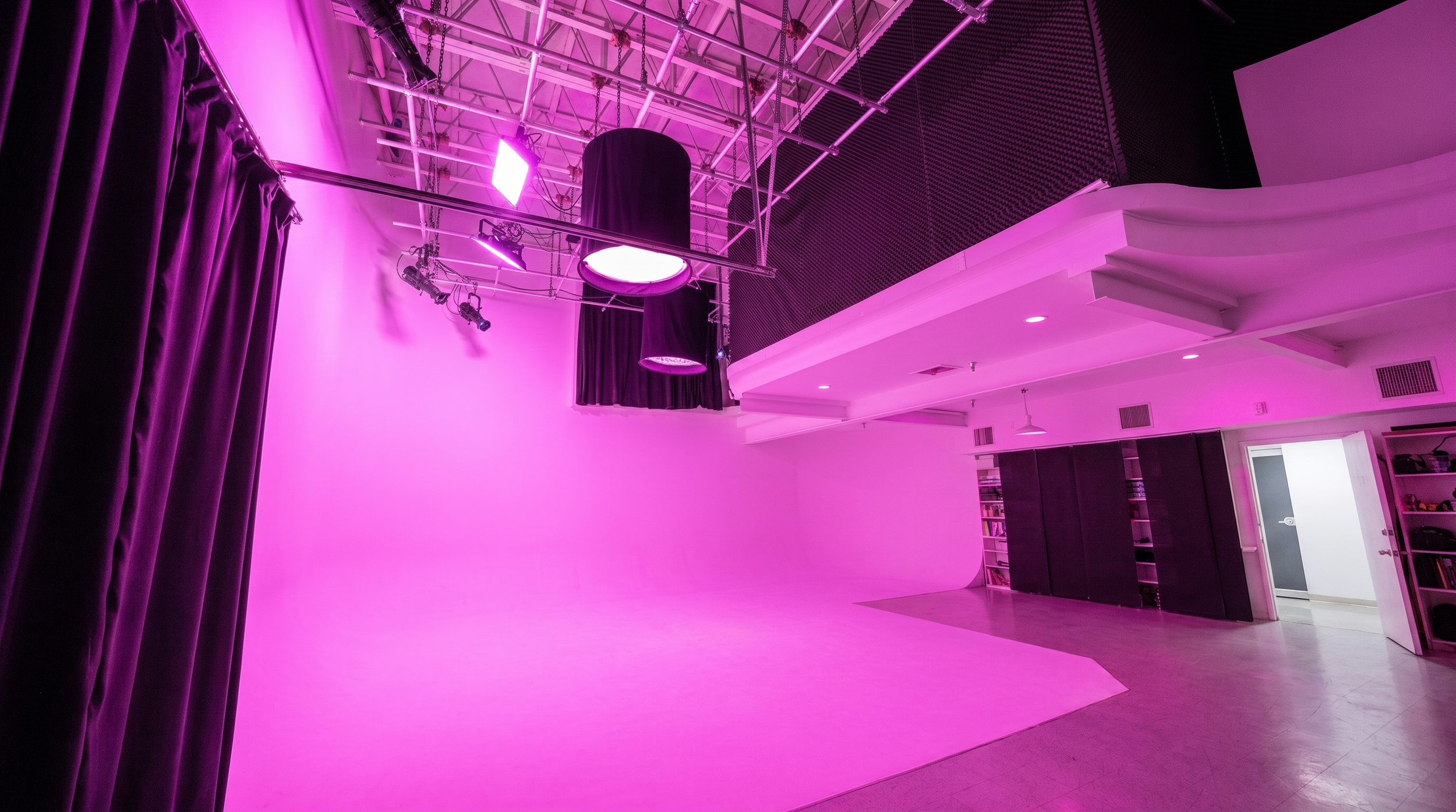 STUDIO 1_COLORED 1.png