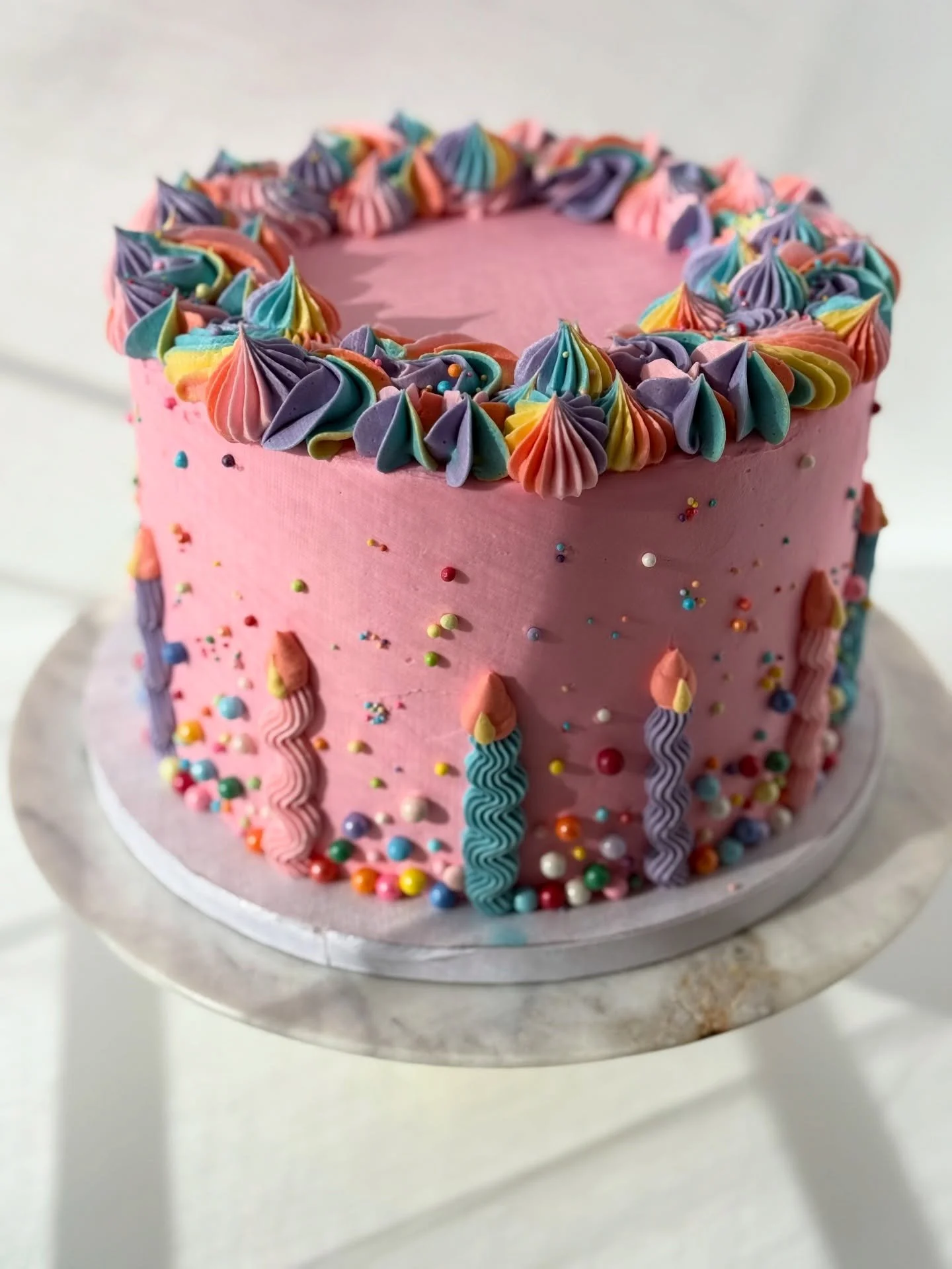 Birthday Candle Cake 🎂

✨it&rsquo;s officially my birthday month!! And I&rsquo;ll be celebrating all month long hehe

✨I&rsquo;ve don&rsquo;t a few variations of this cake with candles on the side and love how this one came out

✨the candles on the 